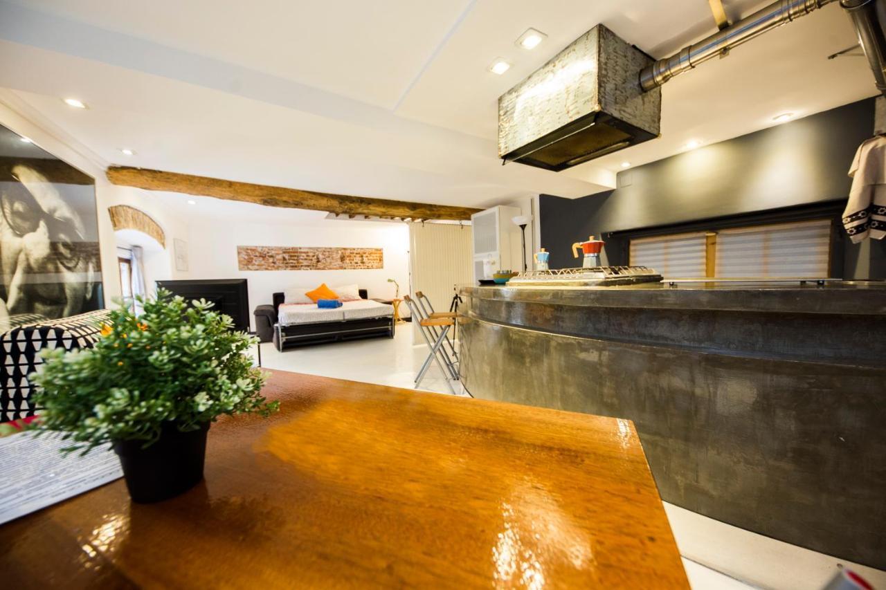 Апартаменты Loft La Citta Vecchia Генуя Экстерьер фото